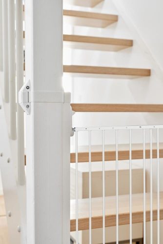 Ajtórács rögzítő adapter korláthoz