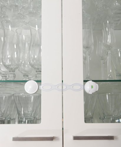 Univerzális szekrény- és fiókzár 